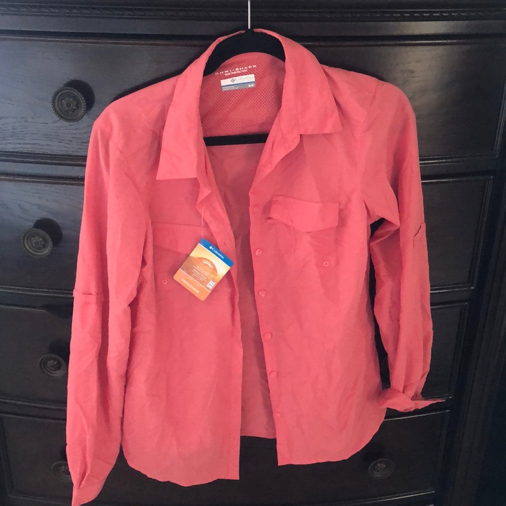 Long sleeve shirt.